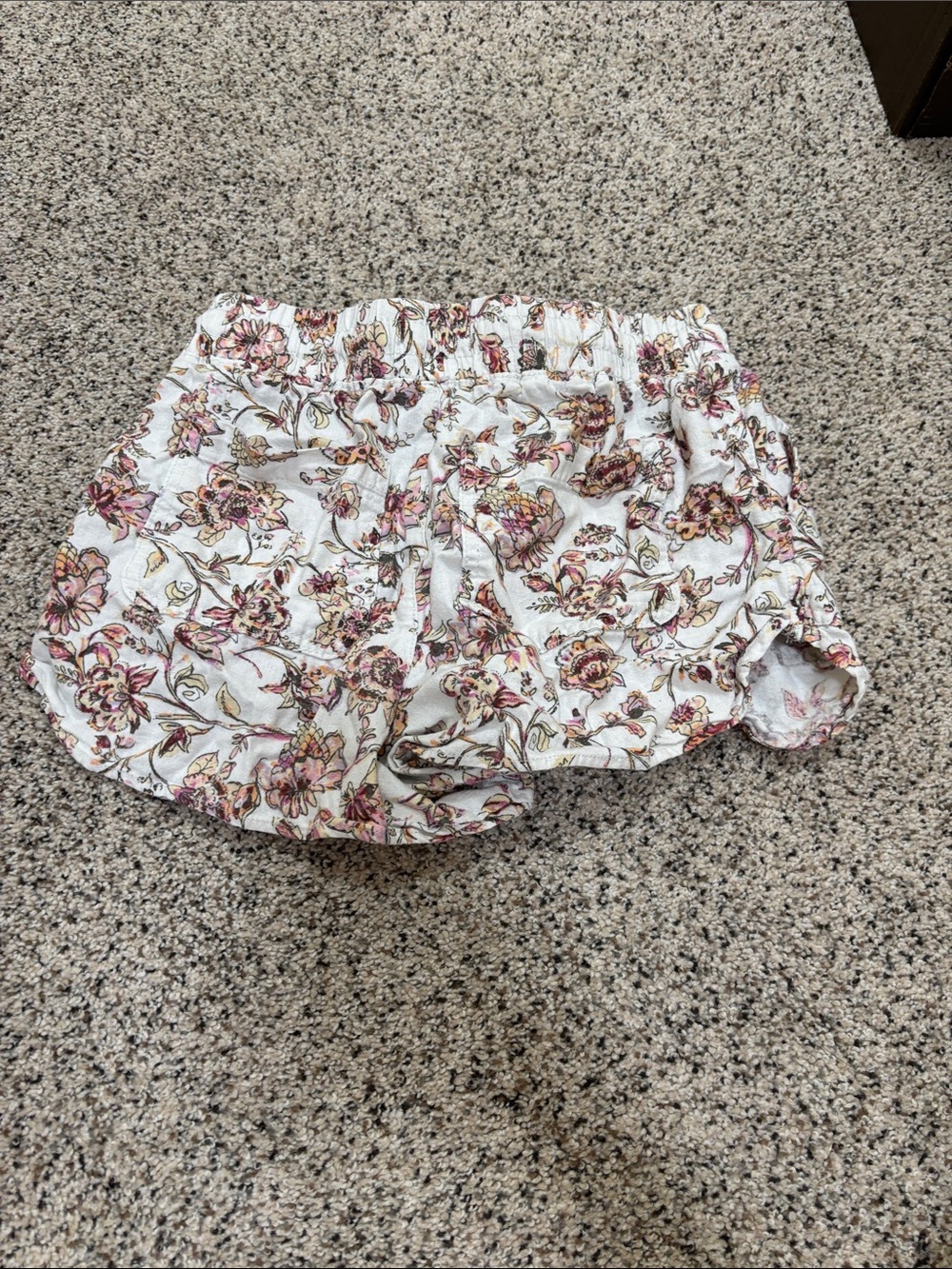 Floral White Women's Ruffle Drawstring Shorts - Picture 2 of 2